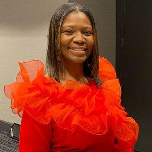 Meet your Posher, Sabrina